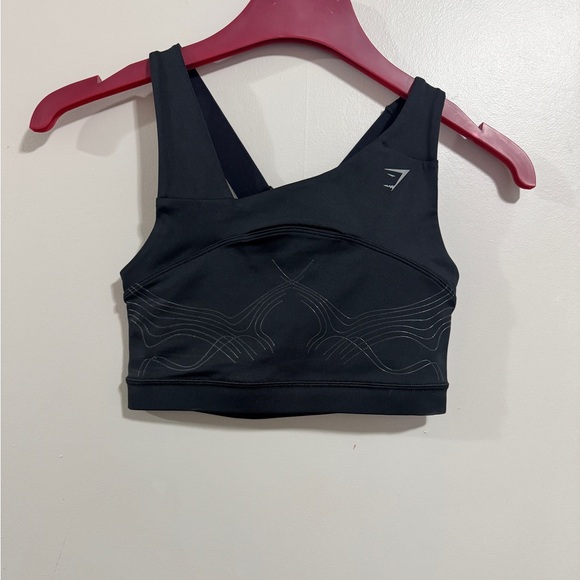 Gymshark Other - Gymshark Black Sports Bra with Subtle Design Woman’s Size S